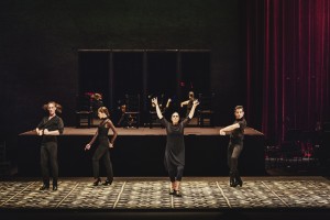 El-salón-de-baile-©-Óscar-Romero-·-001